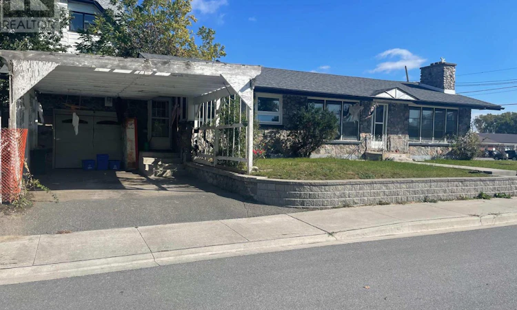1 Lorne Avenue