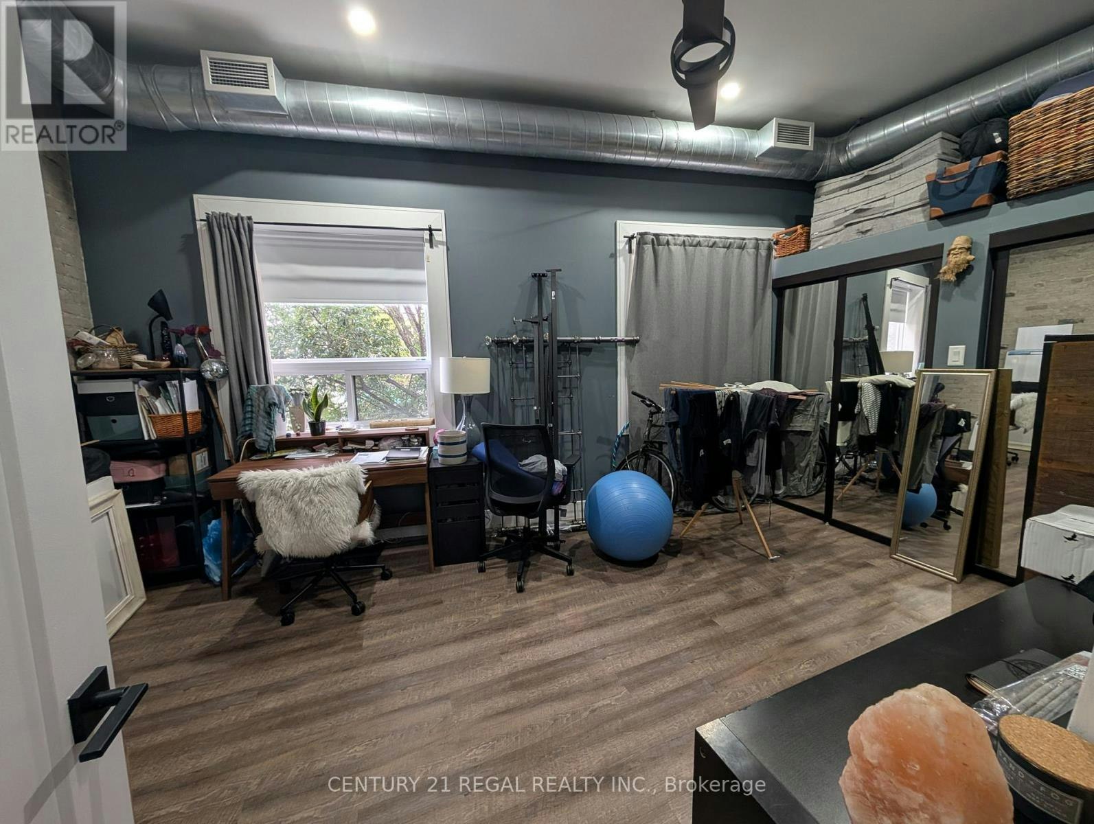 2-923 Kingston Road, Toronto, ON, M4E 1S6 - 5