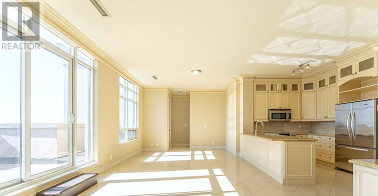 PH04-9235 Jane Street, Vaughan, ON, L6A 0J8