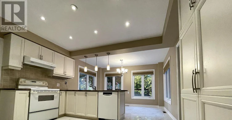 UPPER-330 Leacock Drive, Barrie, ON, L4N 6J8 - 16