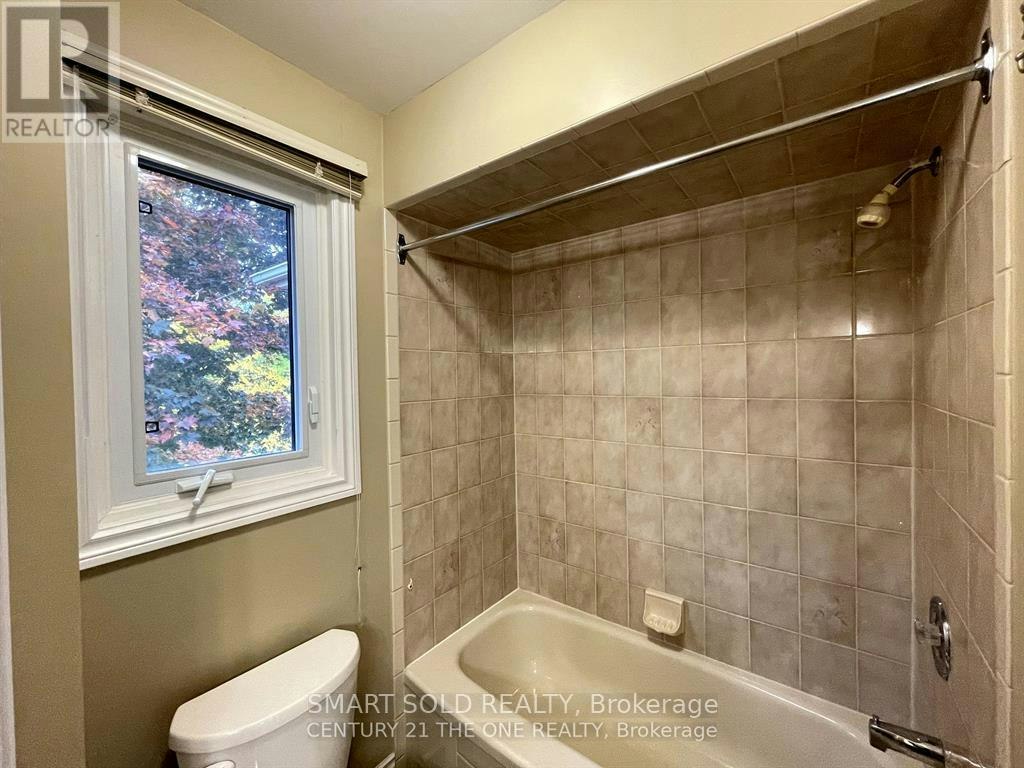 UPPER-330 Leacock Drive, Barrie, ON, L4N 6J8 - 3