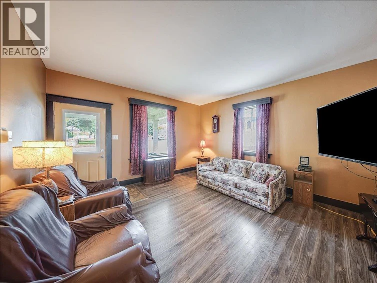 1396 Second Avenue, Trail, BC, V1R 1L9 - 6