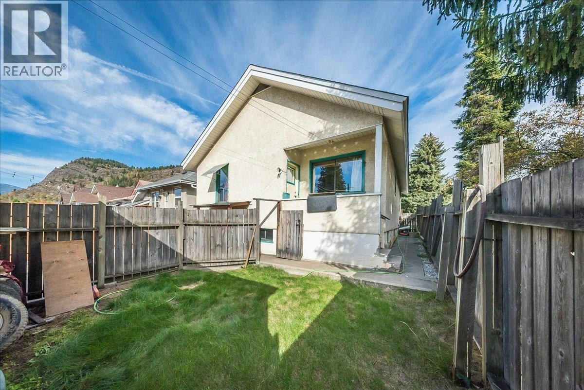 1396 Second Avenue, Trail, BC, V1R 1L9 - 29
