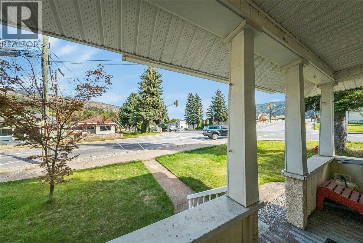 1396 Second Avenue - 4