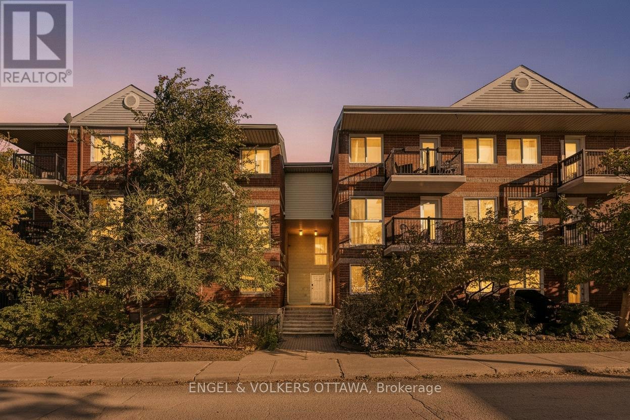 3-4 O'meara Street, Ottawa, ON, K1Y 4T1