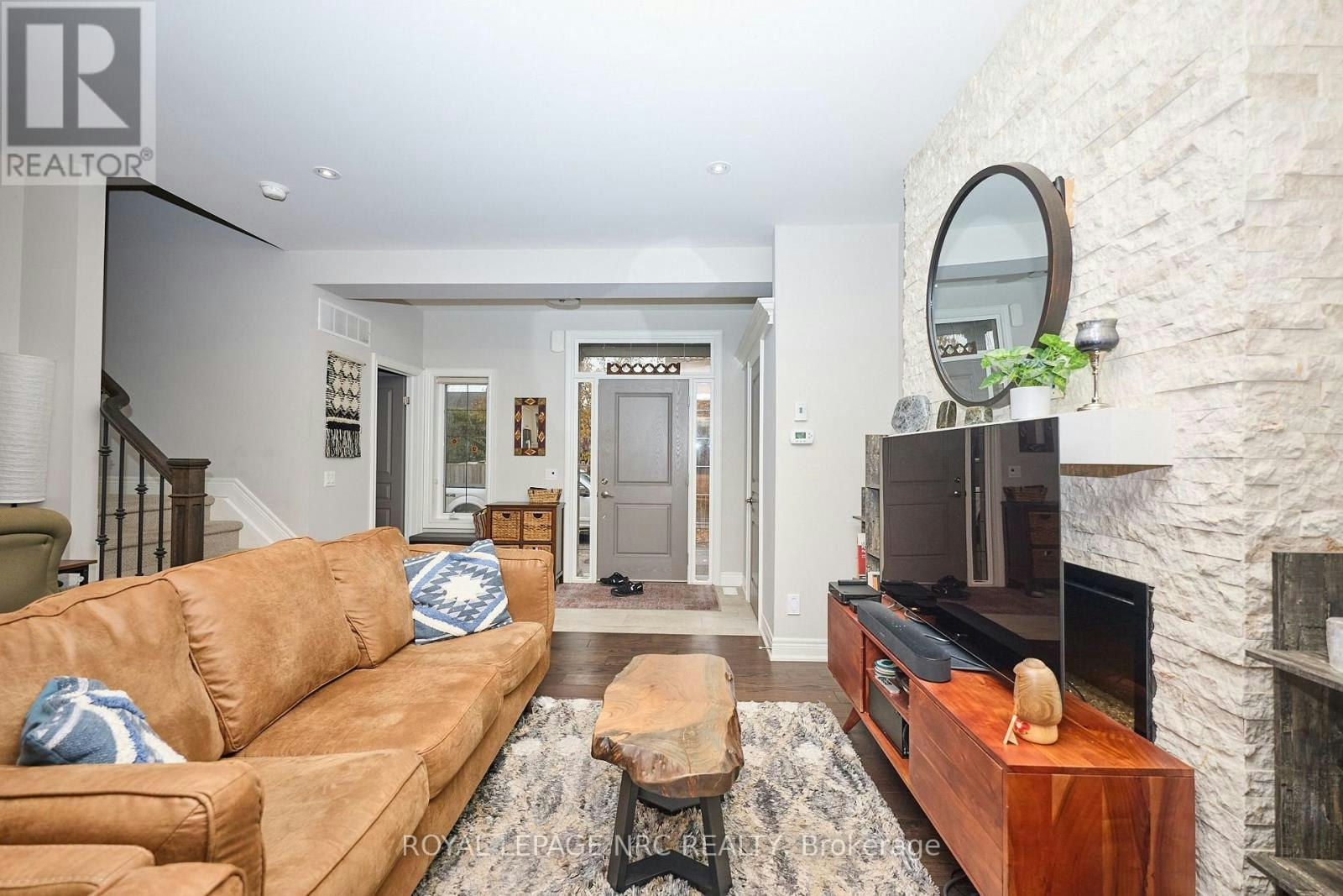 5-608 Simcoe Street, Niagara-on-the-Lake, ON, L0S 1J0 - 3