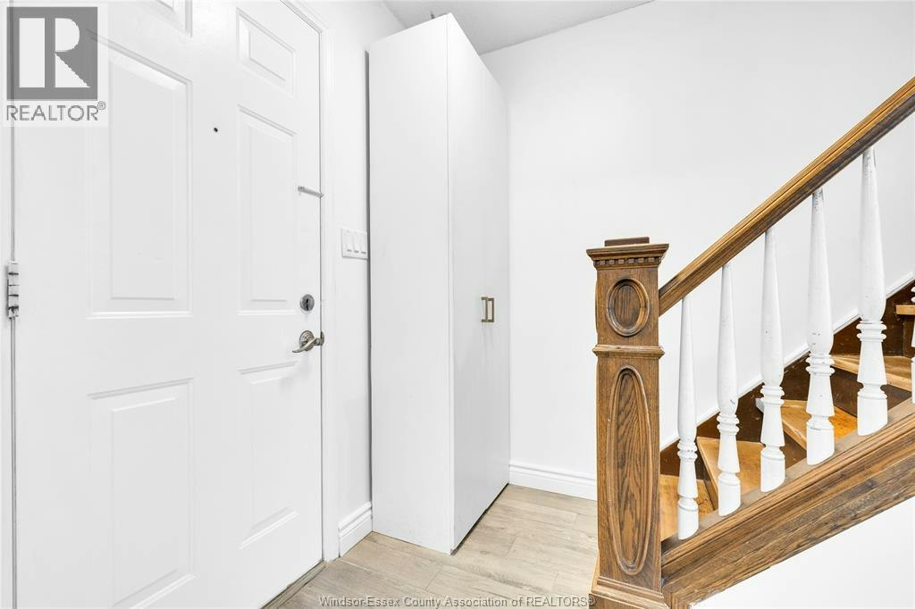 6214 Thornberry, Windsor, ON, N8T 3A3 - 13