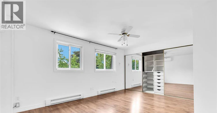 6214 Thornberry, Windsor, ON, N8T 3A3 - 14