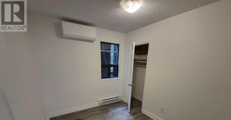 636 Vaughan Road, Toronto, ON, M6E 2Y3 - 10