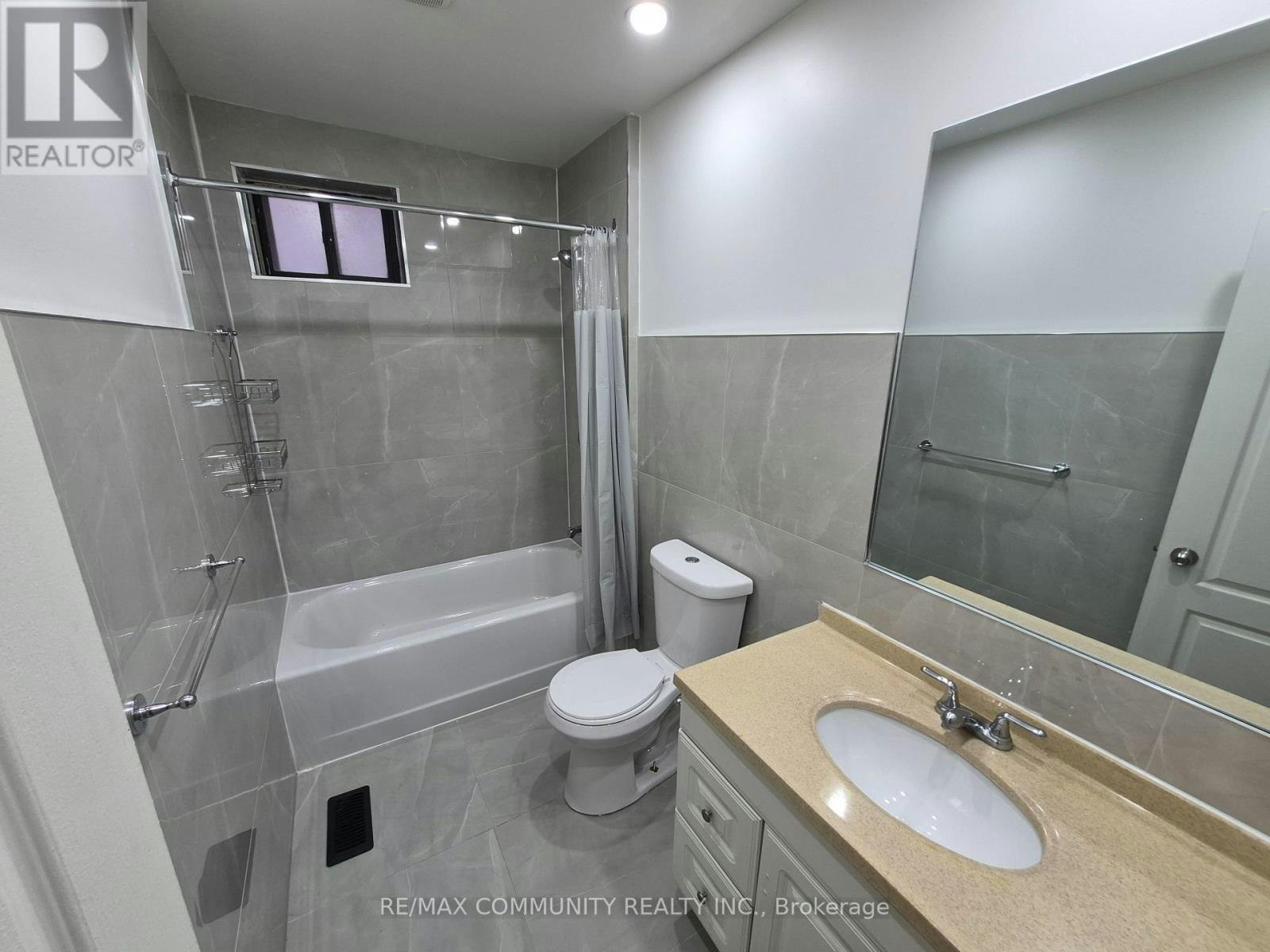 636 Vaughan Road, Toronto, ON, M6E 2Y3 - 9