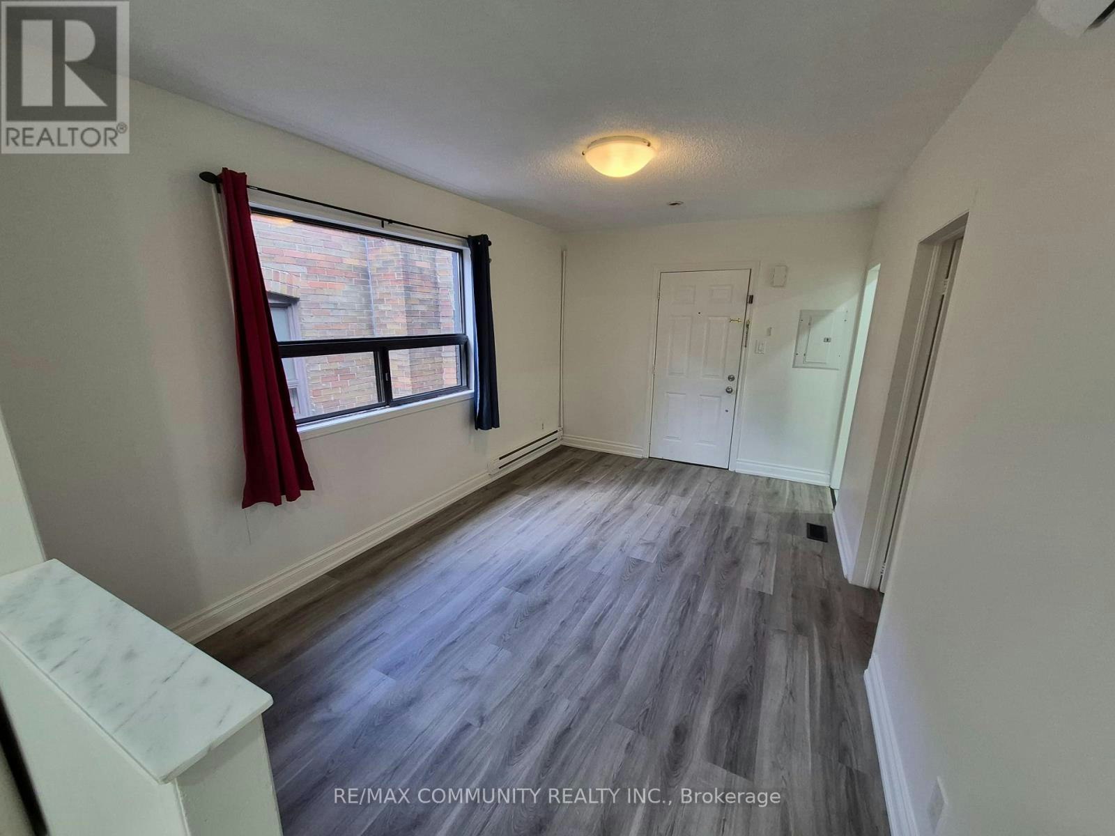 636 Vaughan Road, Toronto, ON, M6E 2Y3 - 7