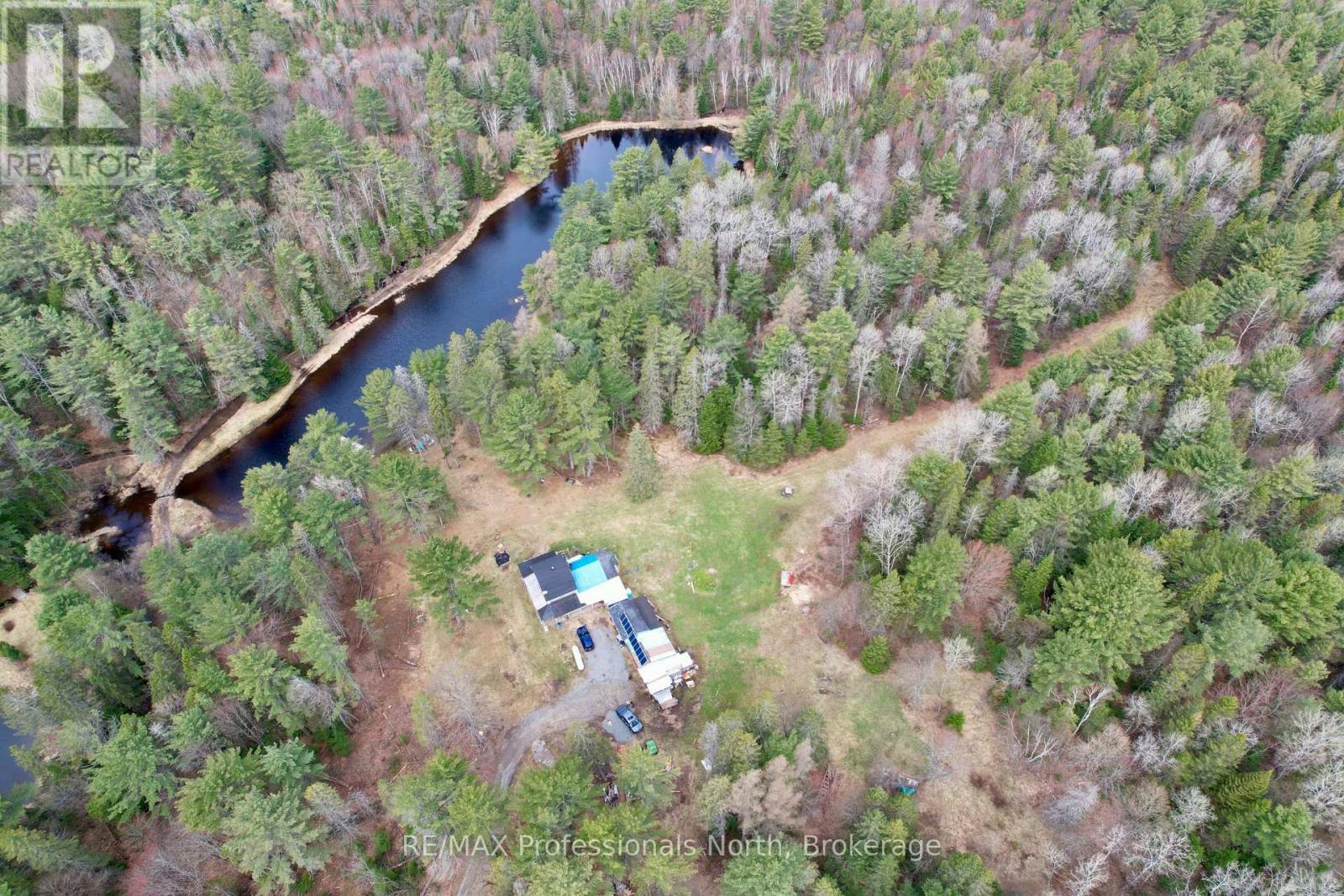 862 Lynx Lake Rd Road, Huntsville, ON, P1H 2J3