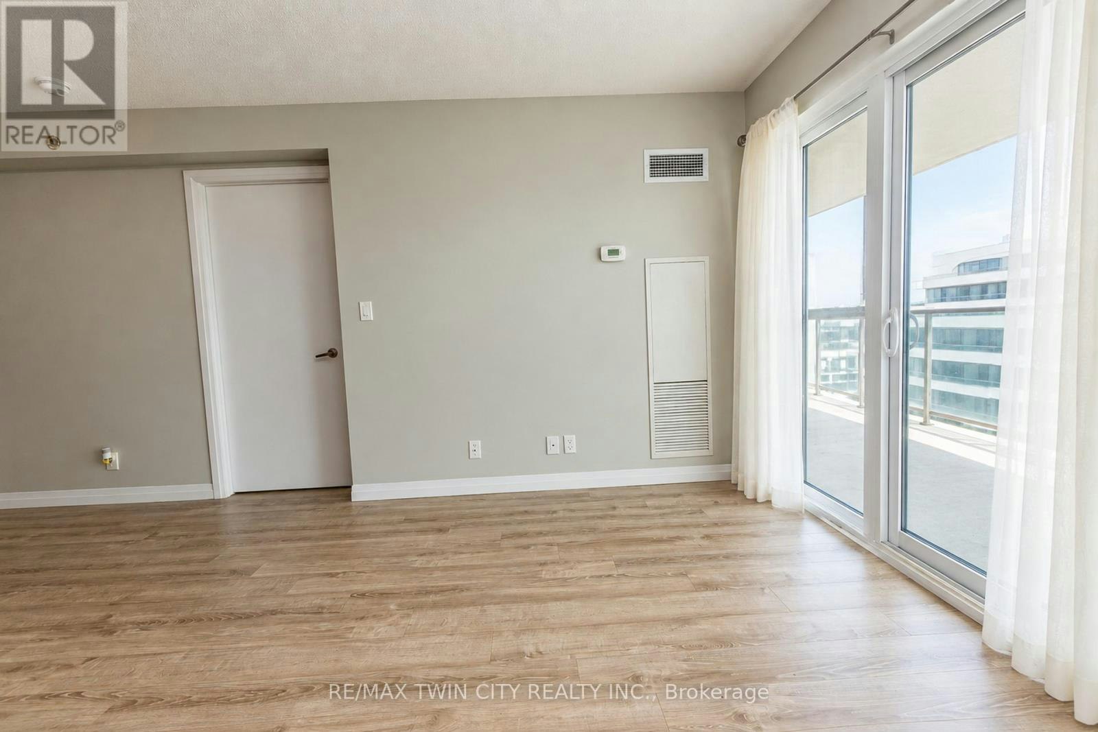 1206-2152 Lawrence Avenue E, Toronto, ON, M1R 0B5 - 10