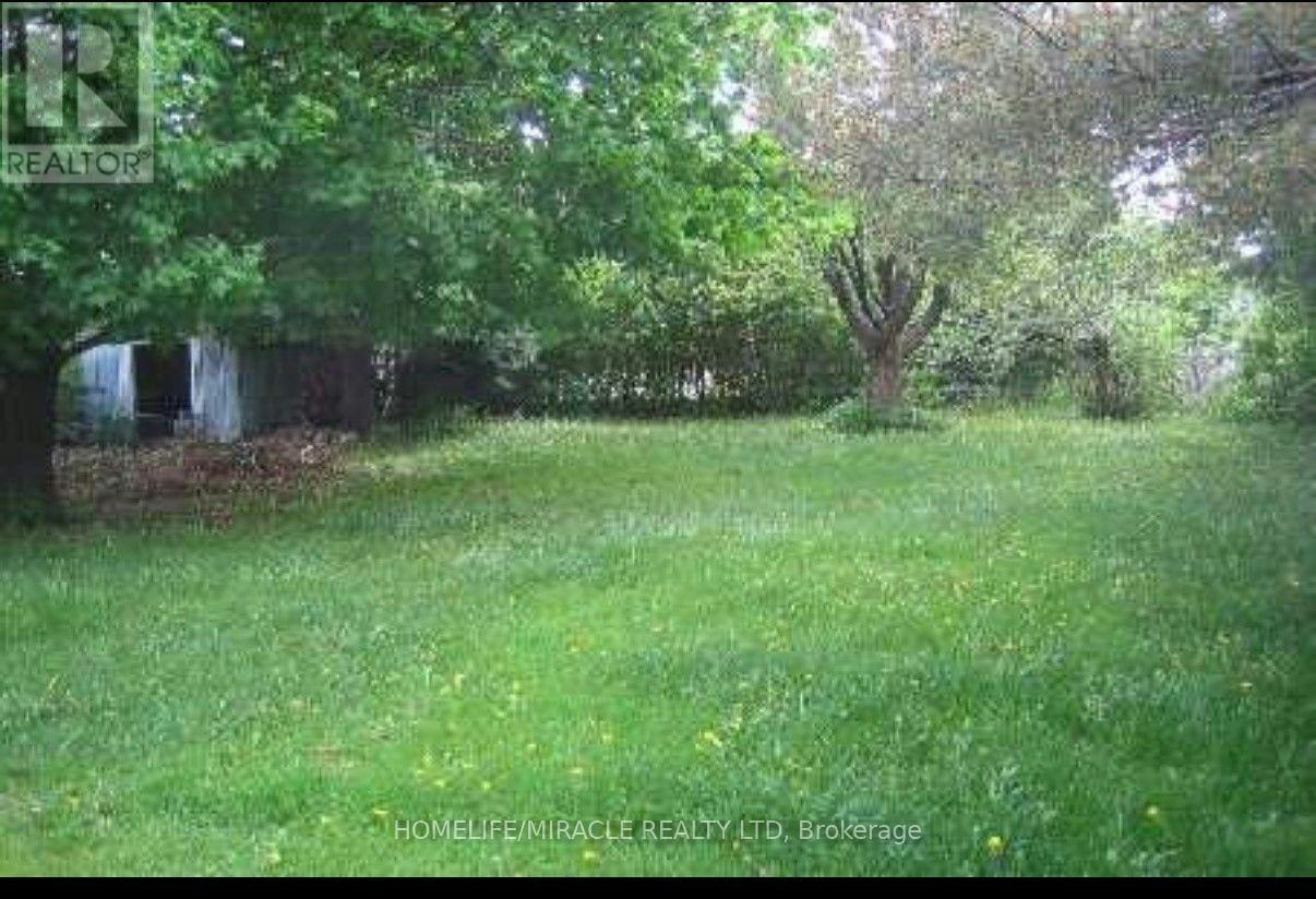 25 Four Leaf Drive, Toronto, ON, M9V 1M7 - 13