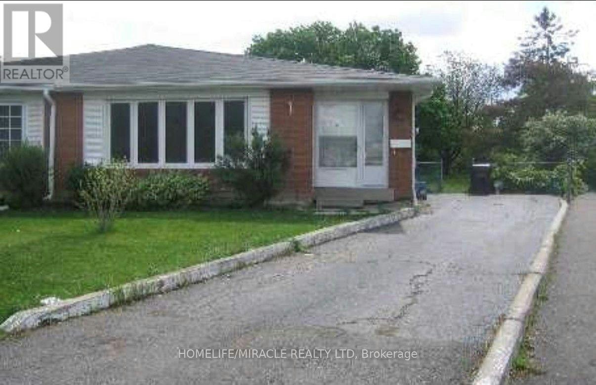 25 Four Leaf Drive, Toronto, ON, M9V 1M7
