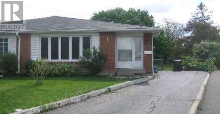 25 Four Leaf Drive, Toronto, ON, M9V 1M7