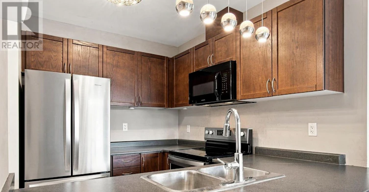 201-2 Colonial Drive, Guelph, ON, N1L 0K8 - 6