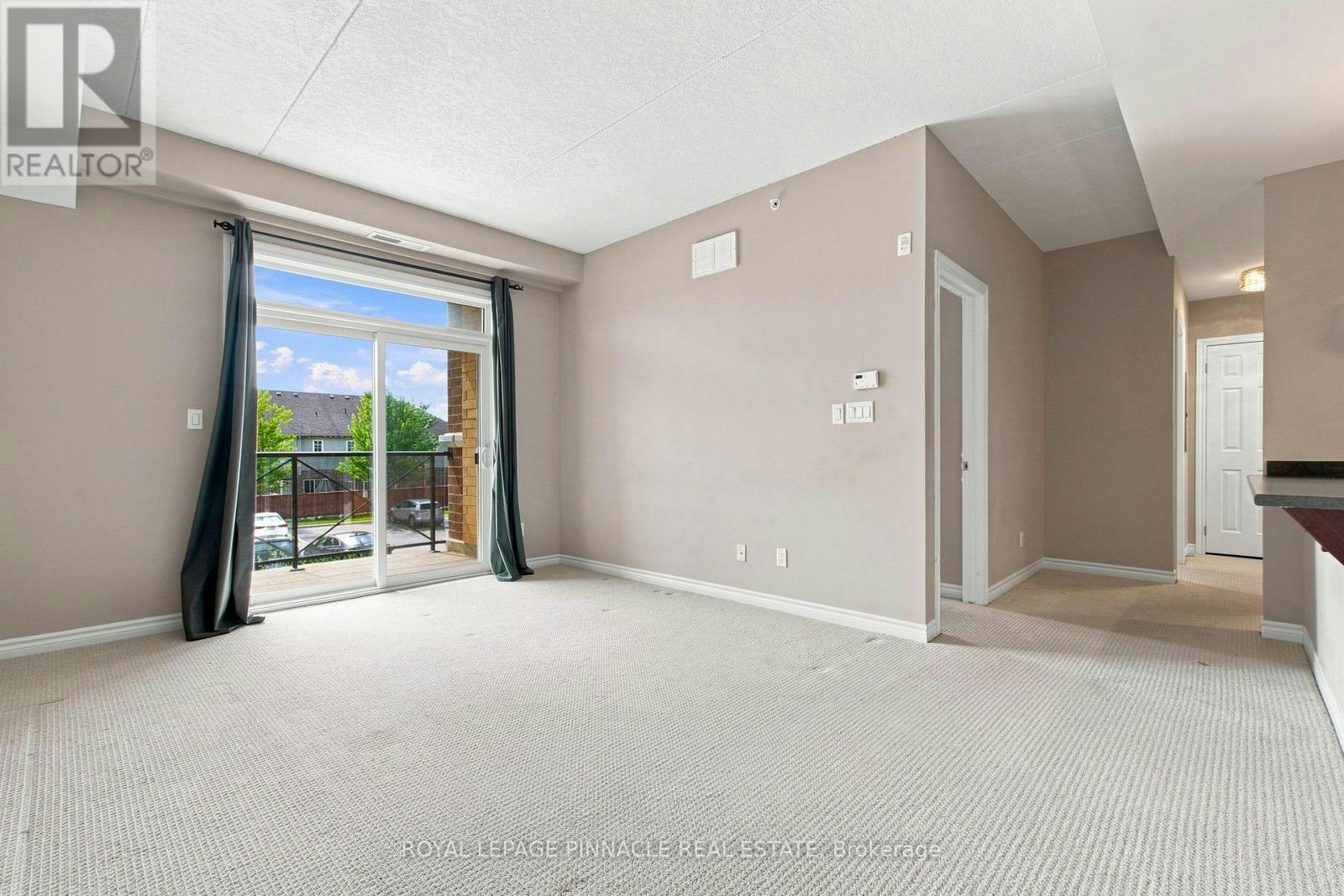 201-2 Colonial Drive, Guelph, ON, N1L 0K8 - 14