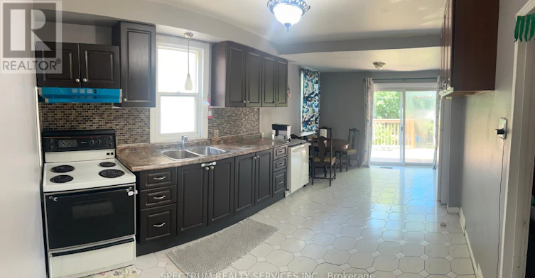 37 Hope Avenue, Hamilton, ON, L8H 2E1 - 4