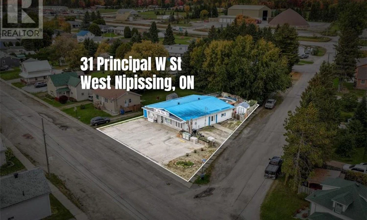 31 Principale Street W