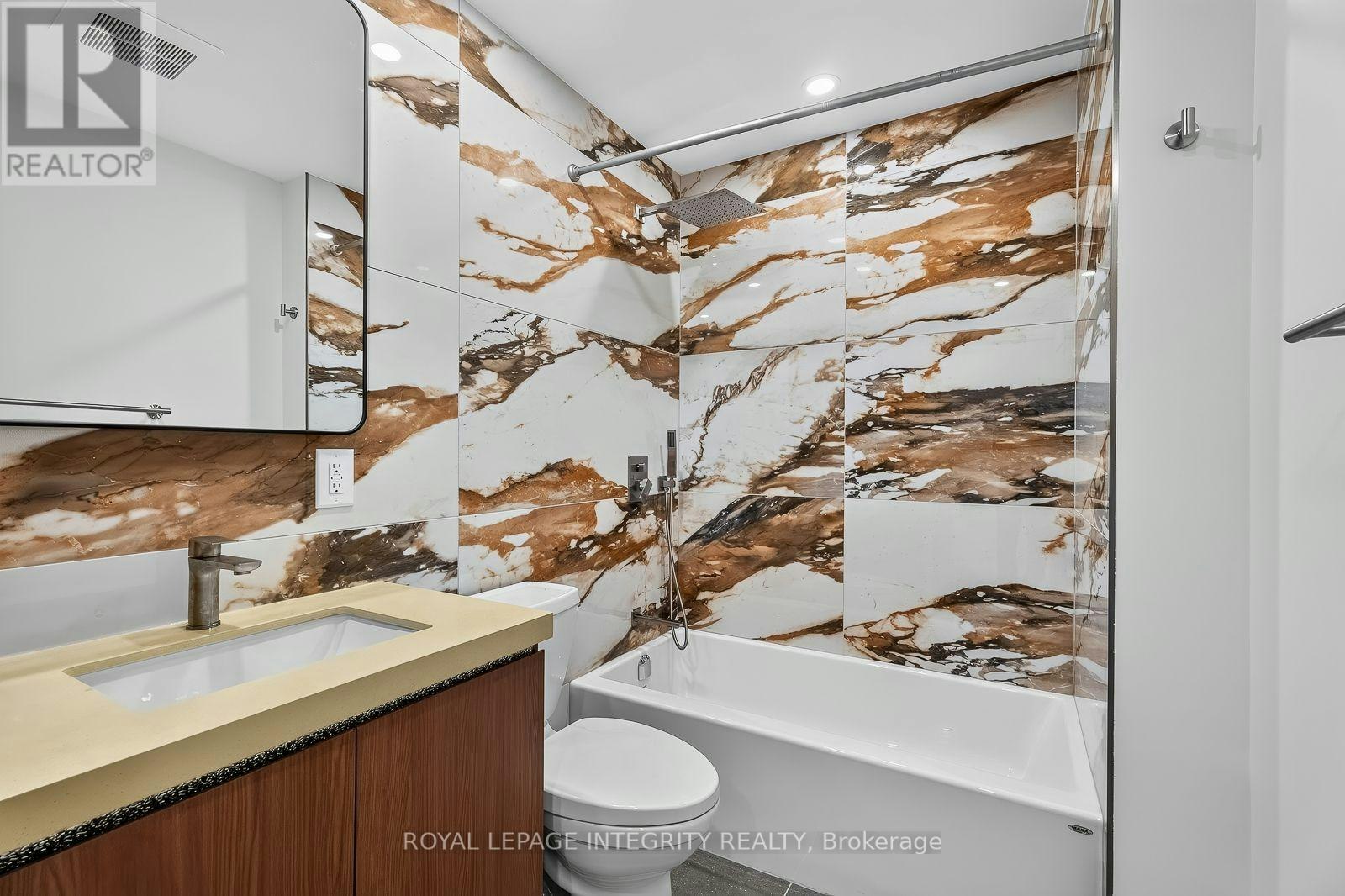 B-775 Kingfisher Crescent, Ottawa, ON, K1E 2L5 - 7