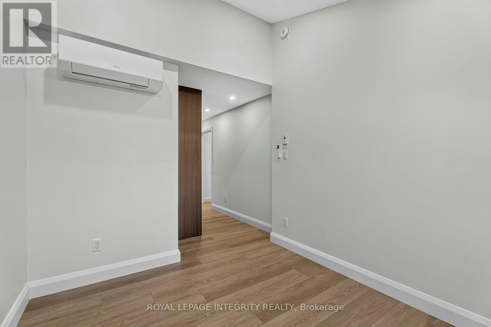 B-775 Kingfisher Crescent, Ottawa, ON, K1E 2L5 - 22