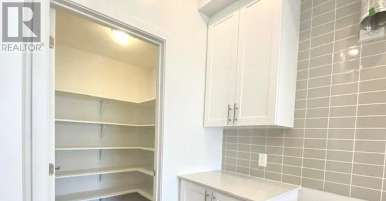 934 Embankment Street, Ottawa, ON, K2S 2P6 - 7