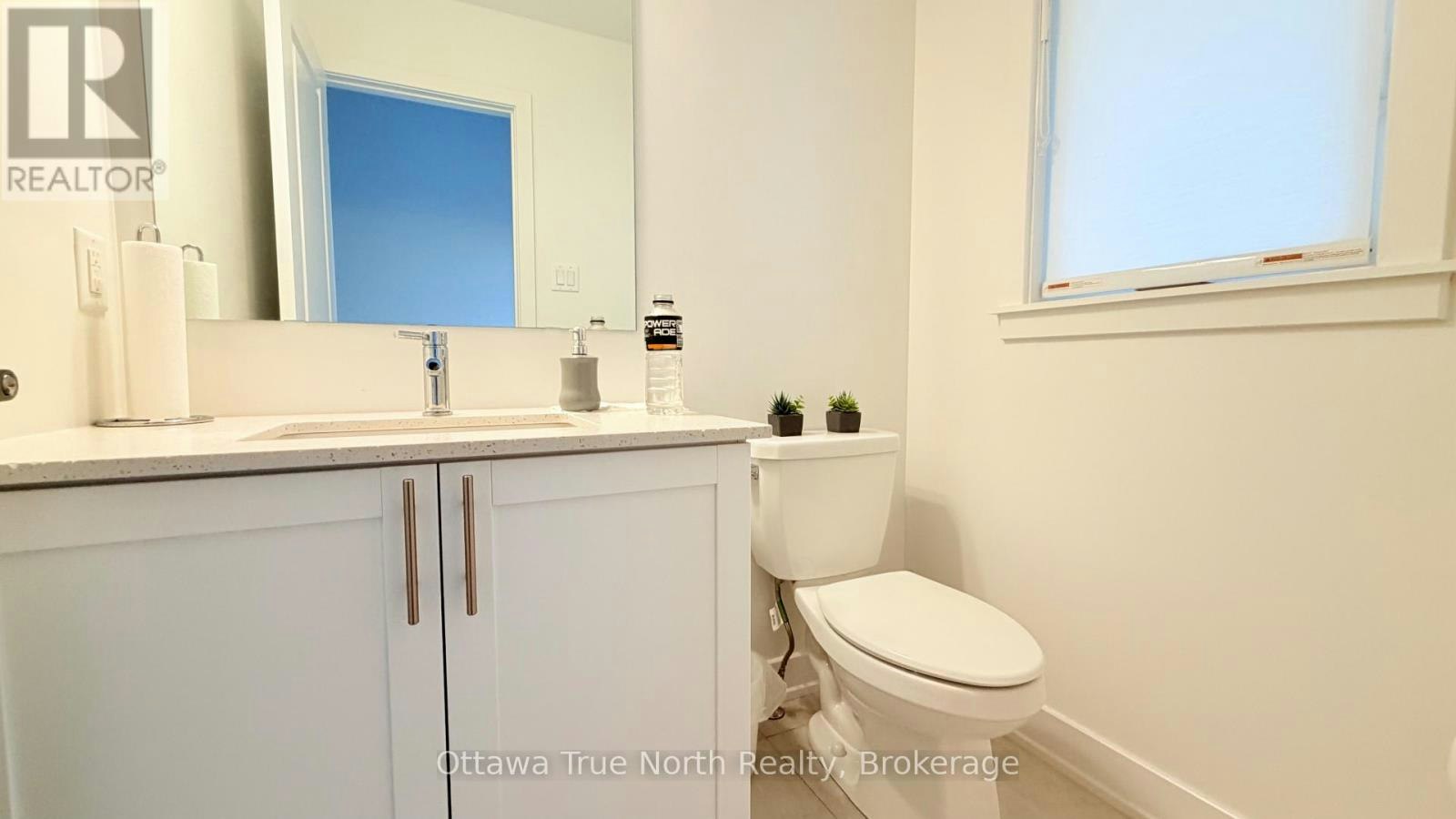 934 Embankment Street, Ottawa, ON, K2S 2P6 - 11