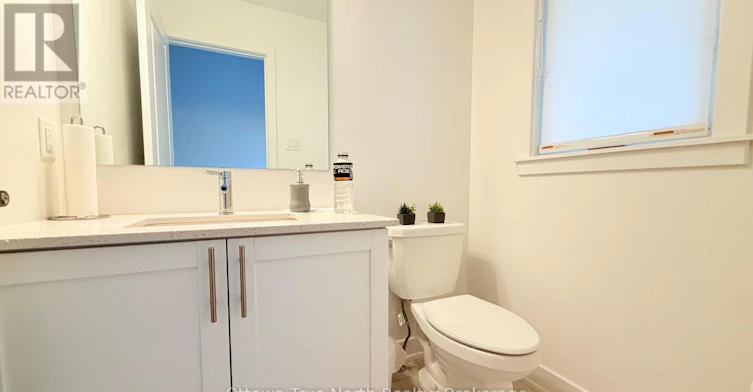 934 Embankment Street, Ottawa, ON, K2S 2P6 - 11
