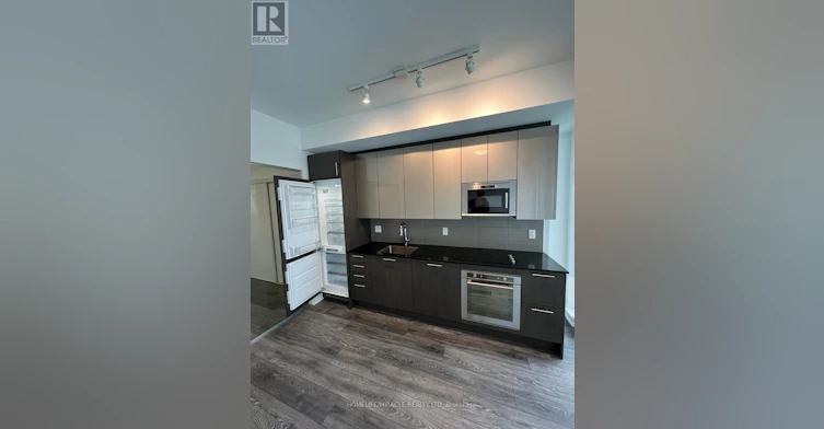 2807-403 Church Street, Toronto, ON, M4Y 2C2 - 18