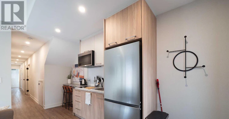 2-23 Ross Street, Toronto, ON, M5T 1Z8 - 4