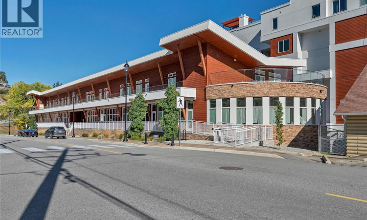 113-13417 Lakeshore Drive