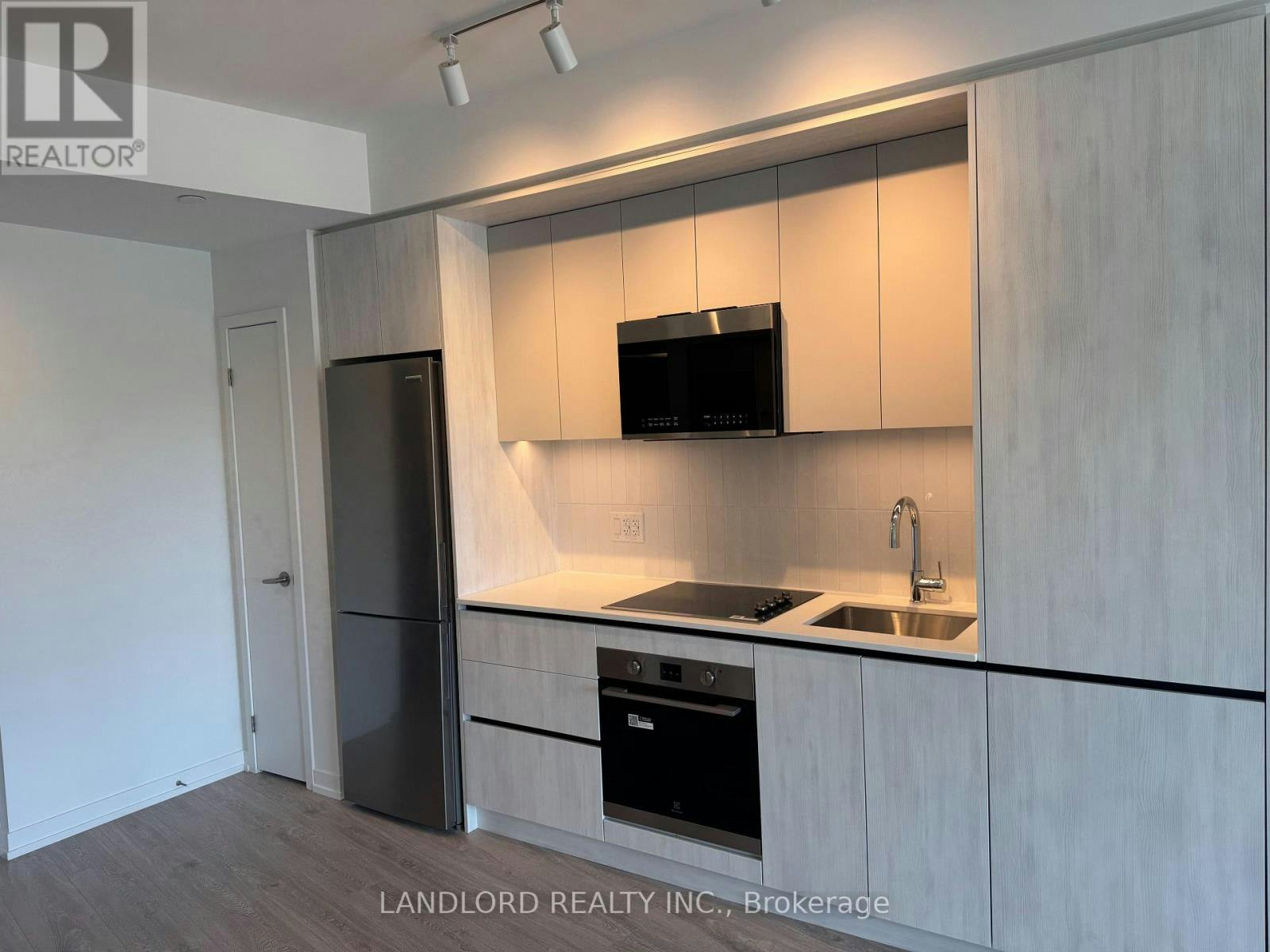 321-2485 Eglinton Avenue W, Mississauga, ON, L5M 2T1 - 2