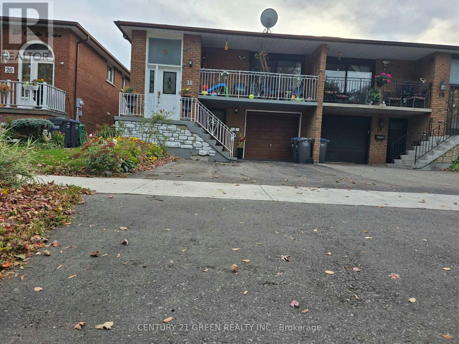18 Curtis Drive, Brampton, ON, L6Y 2J4