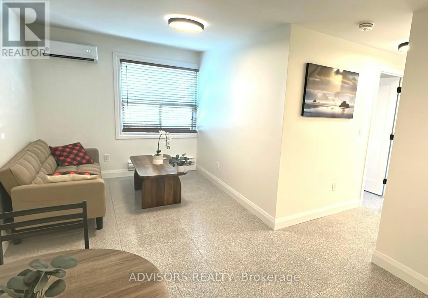 4-3717 Lakeshore Boulevard W, Toronto, ON, M8W 1P8 - 3