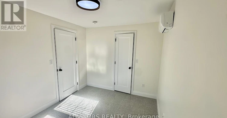 4-3717 Lakeshore Boulevard W, Toronto, ON, M8W 1P8 - 5