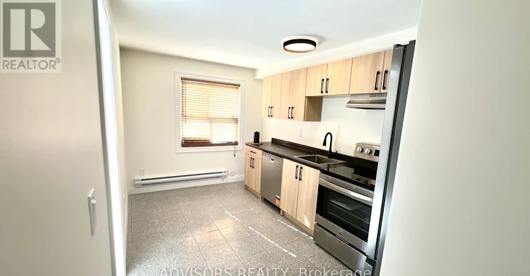 4-3717 Lakeshore Boulevard W, Toronto, ON, M8W 1P8 - 7
