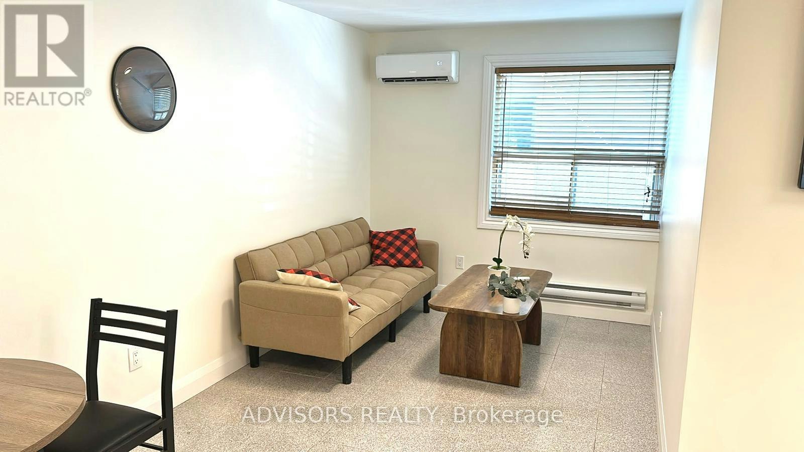 4-3717 Lakeshore Boulevard W, Toronto, ON, M8W 1P8 - 2