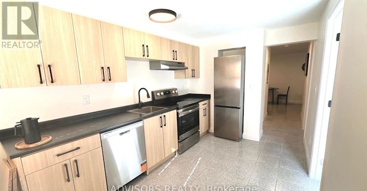 4-3717 Lakeshore Boulevard W, Toronto, ON, M8W 1P8 - 6