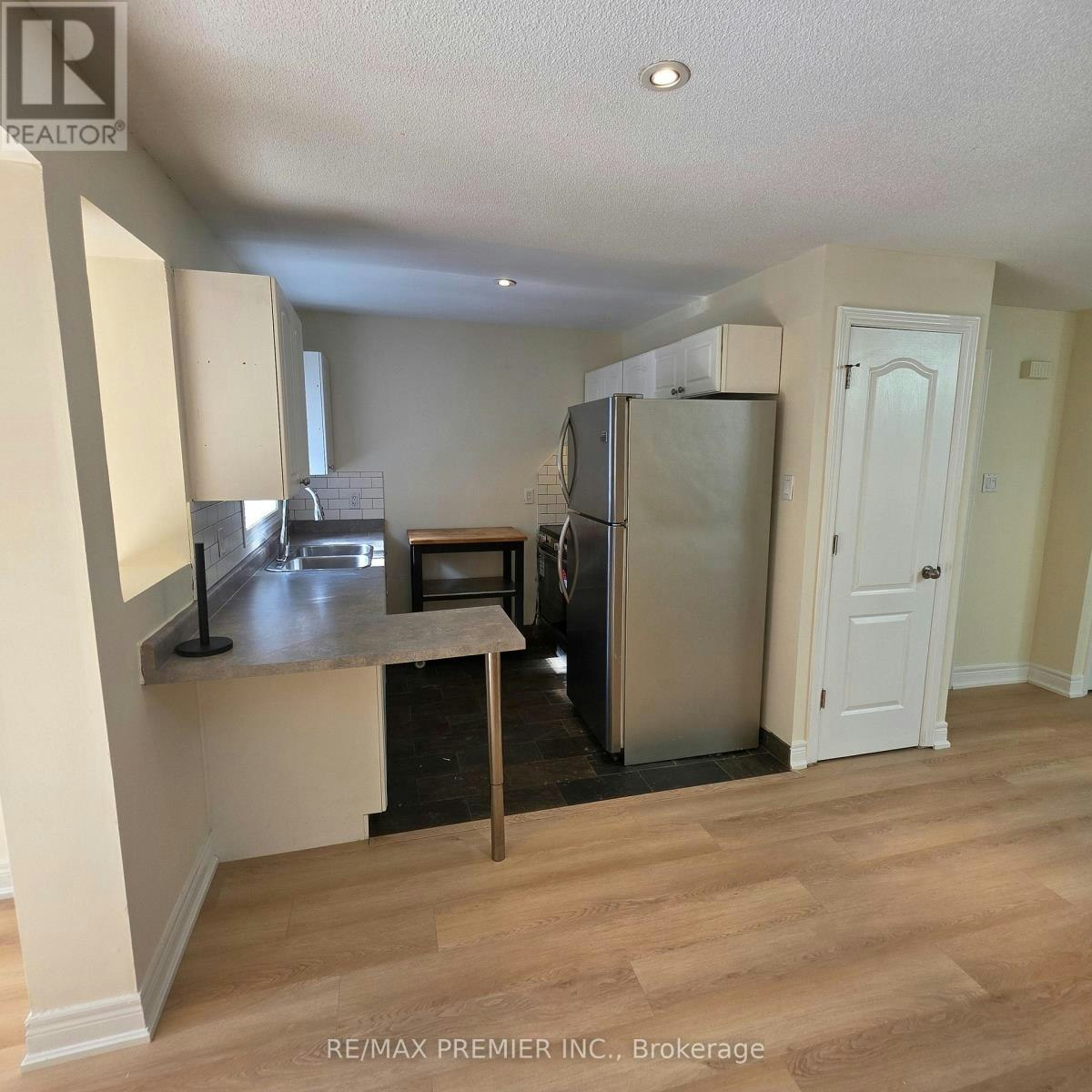 103-1487 King Upper Street, Toronto, ON, M6K 1J4 - 10