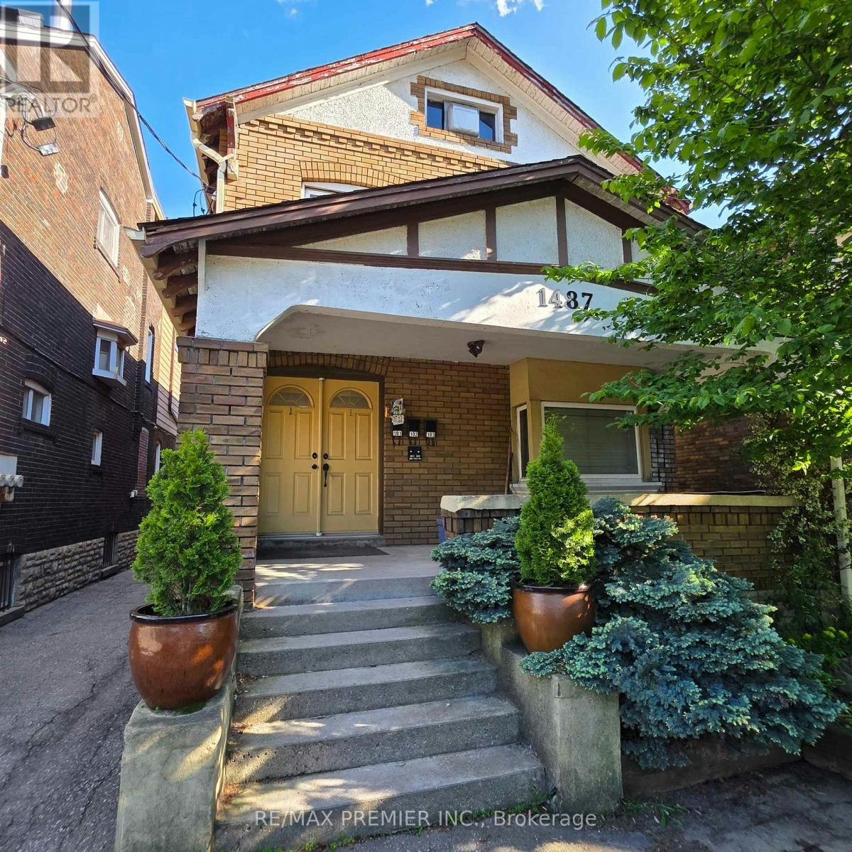 103-1487 King Upper Street, Toronto, ON, M6K 1J4