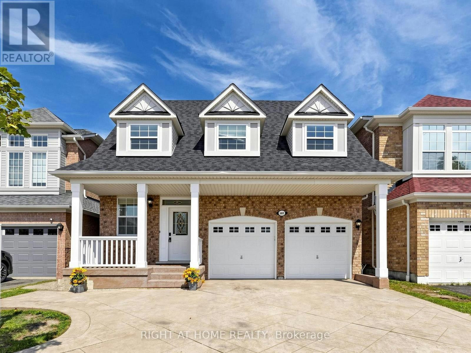 5817 Whitehorn Avenue, Mississauga, ON, L5V 2W6
