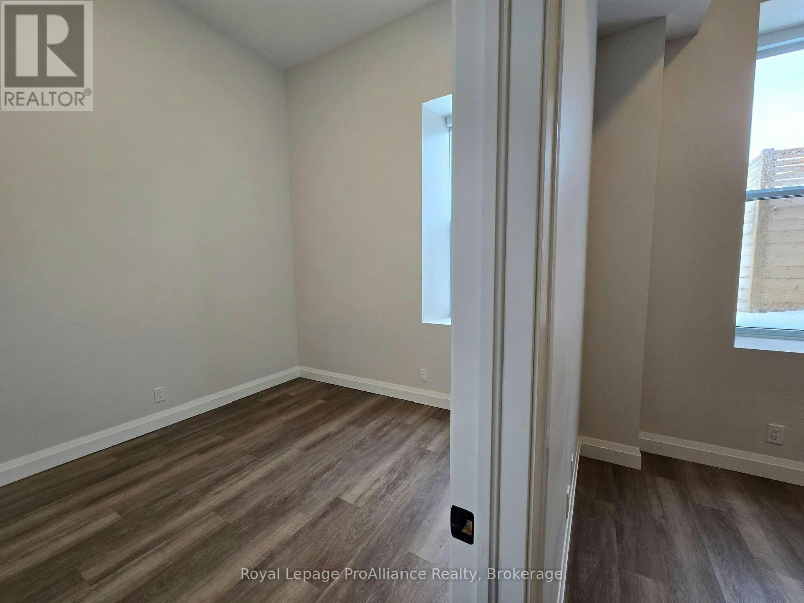 1-261 Front Street, Belleville, ON, K8N 2Z6 - 9