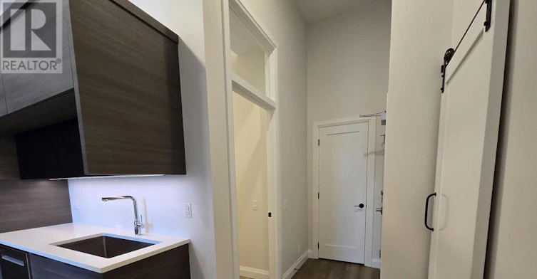 1-261 Front Street, Belleville, ON, K8N 2Z6 - 13
