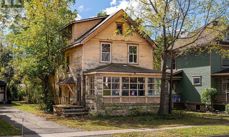 244 Charlotte Street