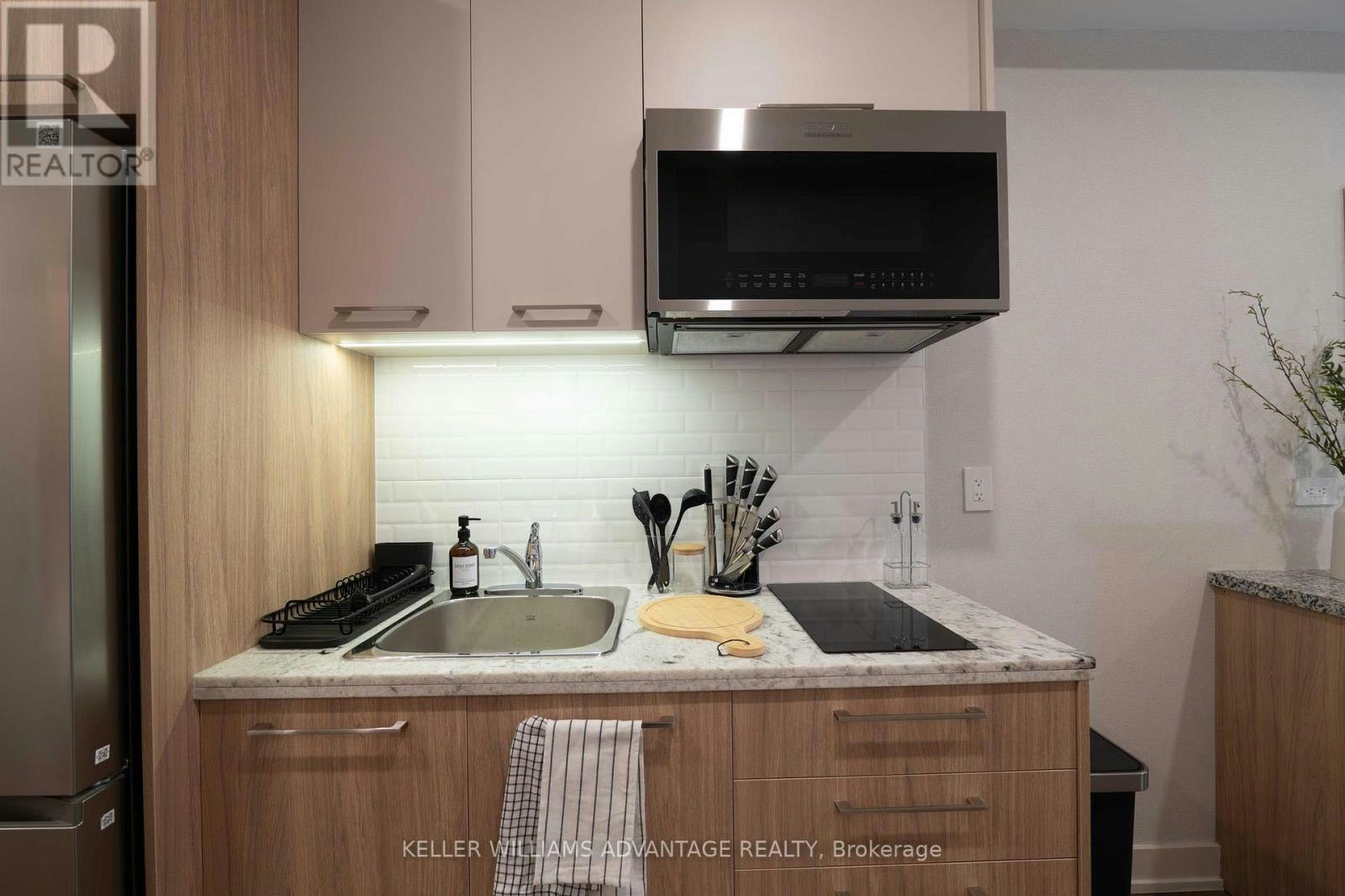 1-23 Ross Street, Toronto, ON, M5T 1Z8 - 5