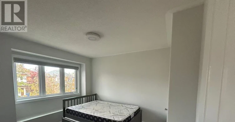 101 Madison Heights Boulevard, Markham, ON, L6C 2E3 - 19