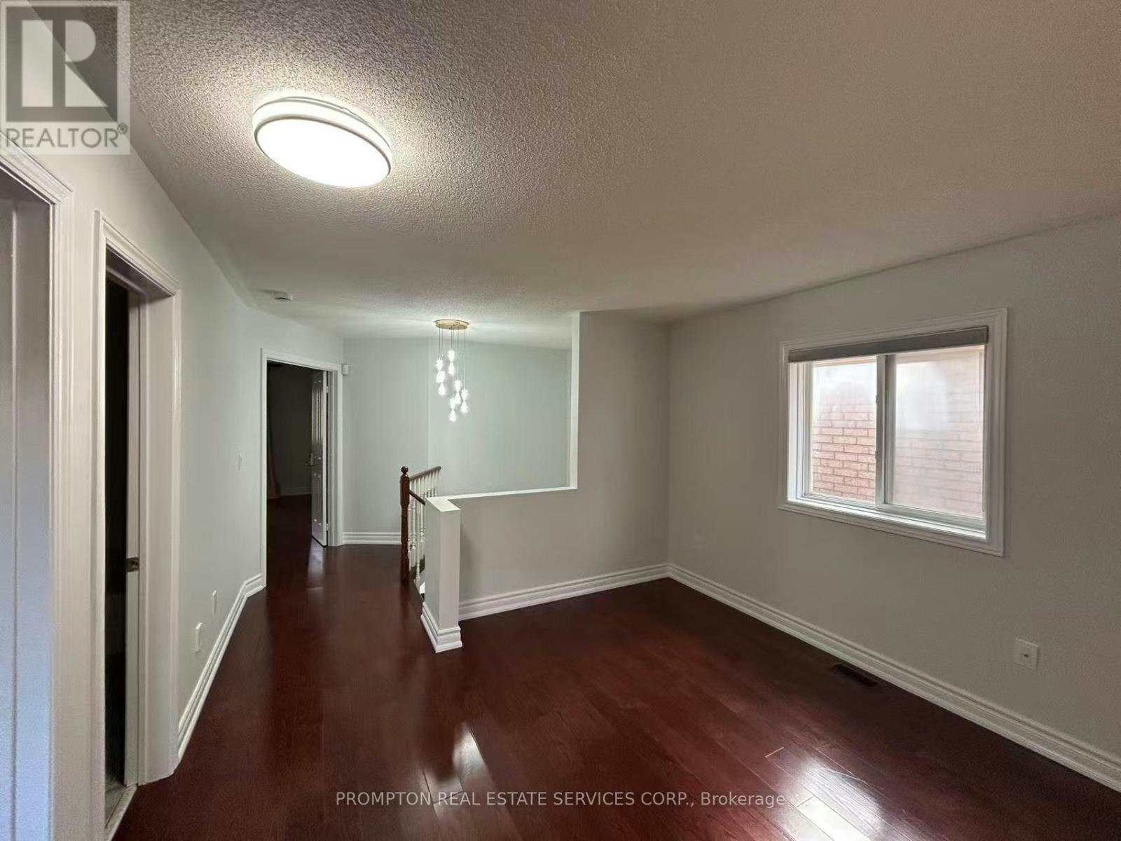101 Madison Heights Boulevard, Markham, ON, L6C 2E3 - 11