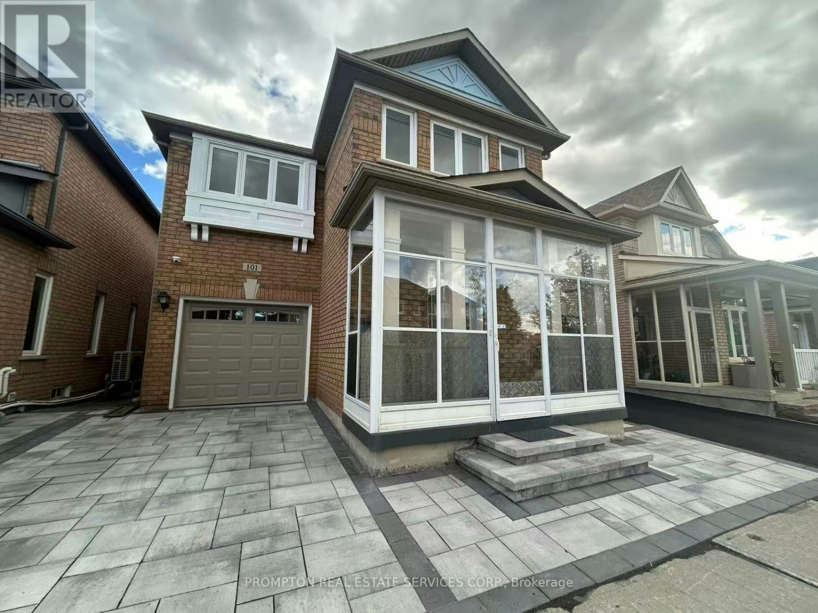 101 Madison Heights Boulevard, Markham, ON, L6C 2E3 2