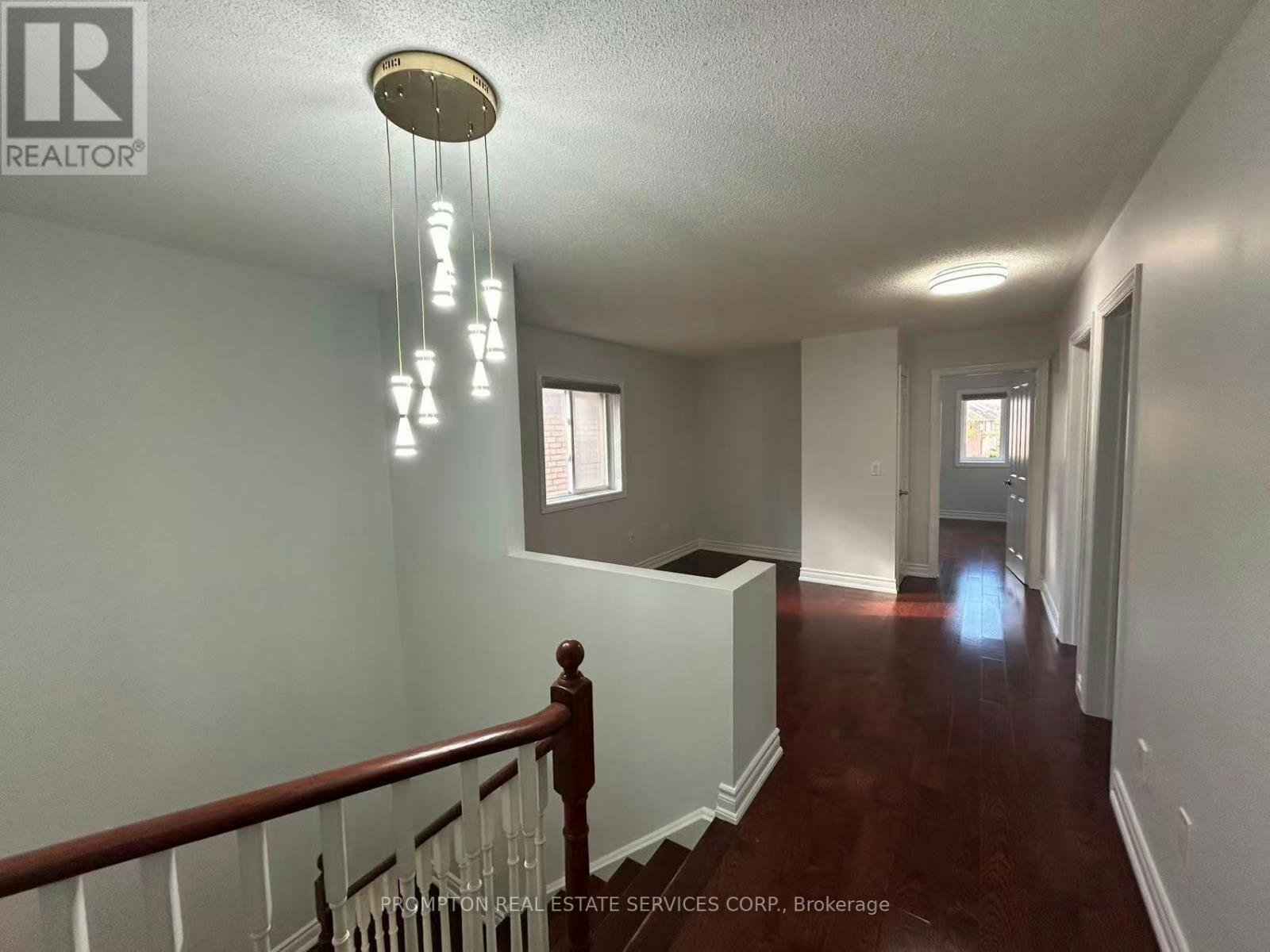 101 Madison Heights Boulevard, Markham, ON, L6C 2E3 - 10